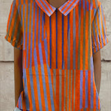Nina | Geometrisches Streifenhemd
