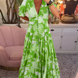 Carine | Kleid mit V-Ausschnitt und Blumenmuster