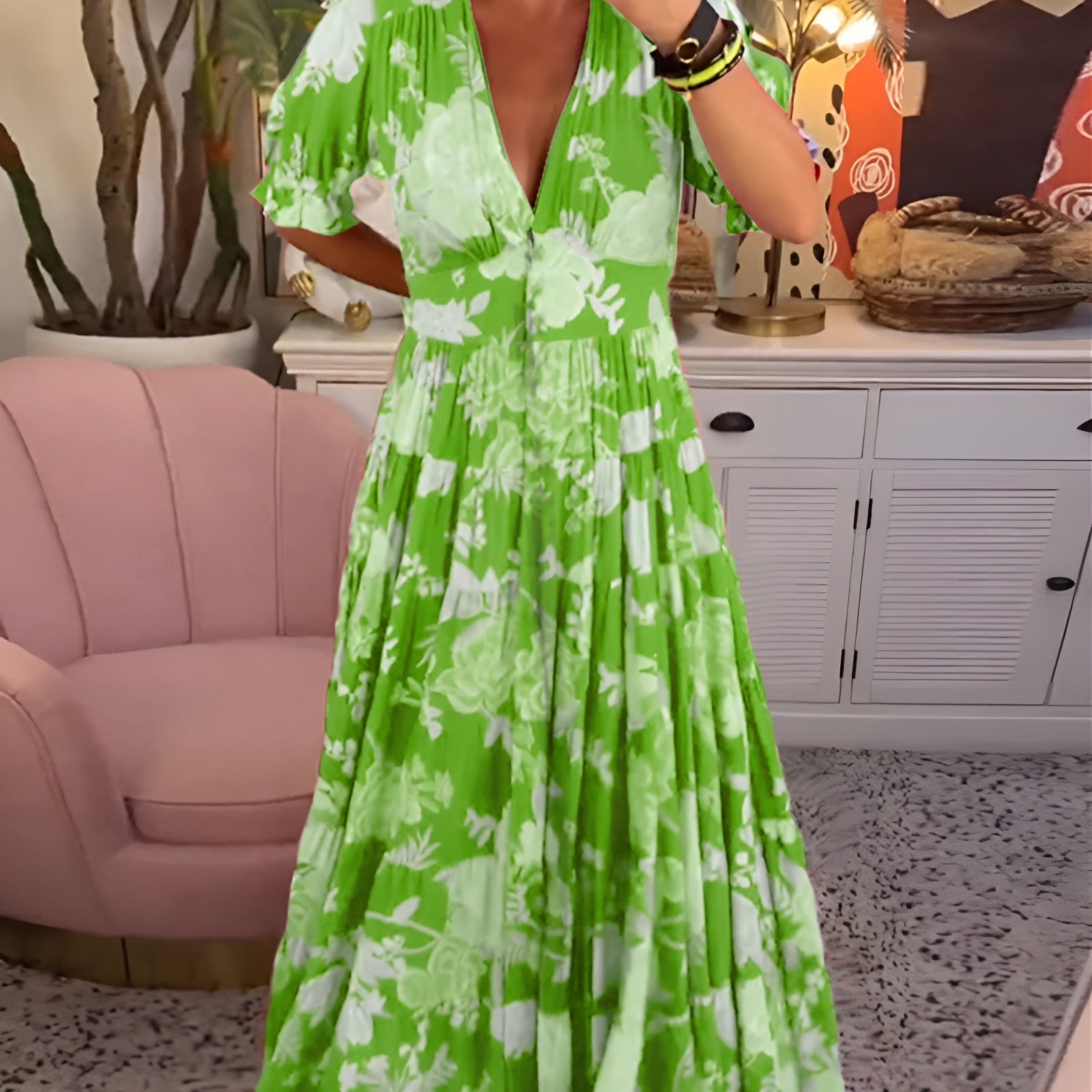 Carine | Kleid mit V-Ausschnitt und Blumenmuster